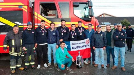 Bomberos de Los Muermos fueron segundos en competencia americana