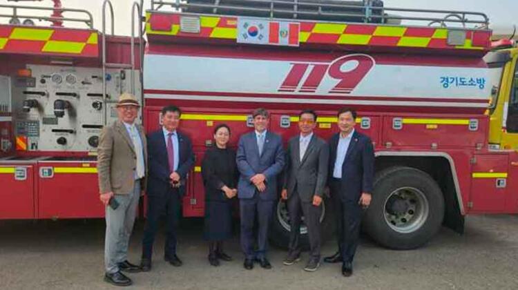 Donación de 21 vehículos de emergencia de la República de Corea
