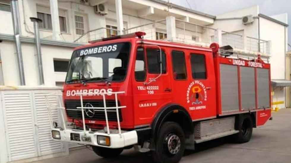 Nuevo autobomba para los Bomberos Voluntarios de La Dulce 