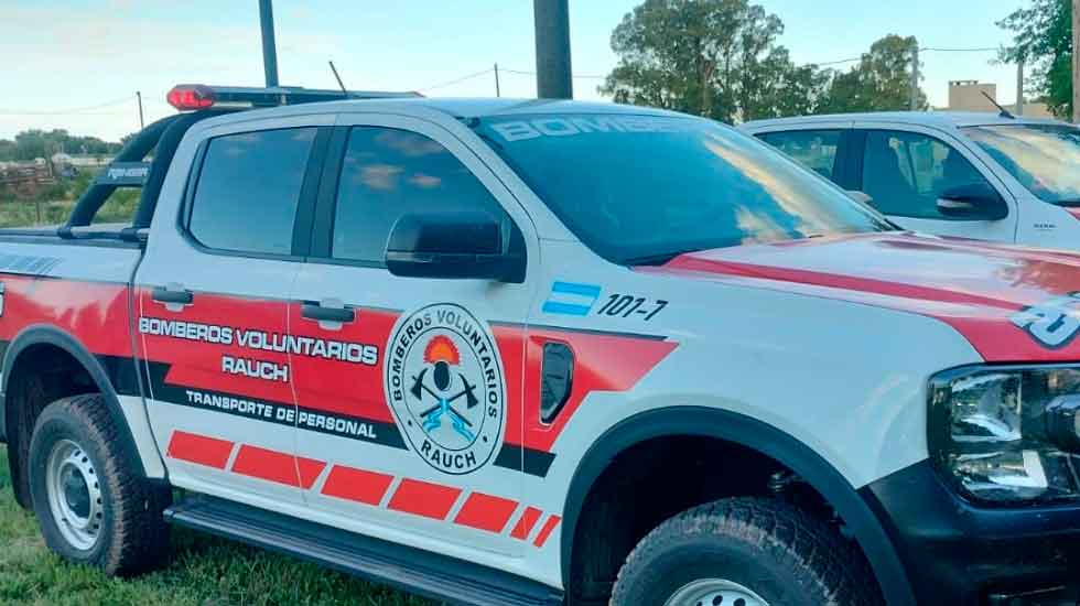 Bombeos Voluntarios de Rauch adquiere una camioneta Ford Ranger 4x4