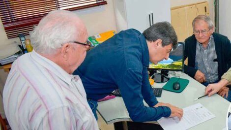 Se hizo entrega de fondos a Bomberos para el arreglo de vehículos