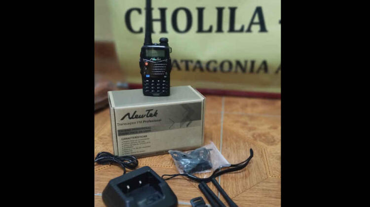 Bomberos de Cholila adquirieron nuevos equipos de comunicación
