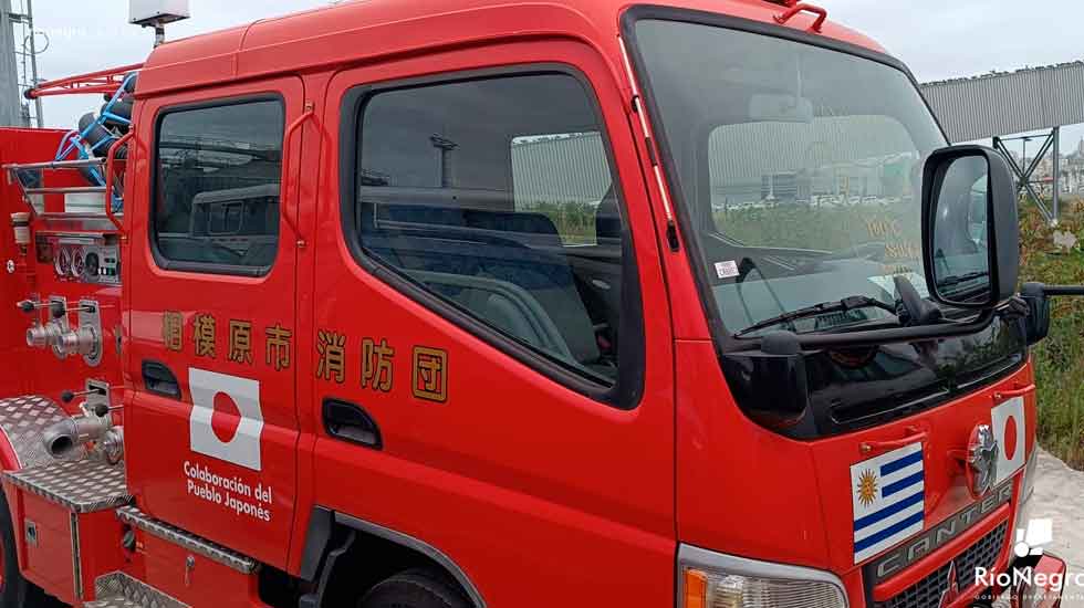 Arribó al país un camión de Bomberos para la localidad