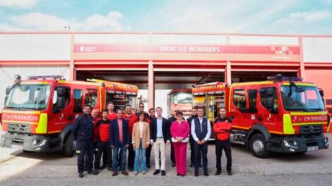 Los Bomberos de Mallorca modernizan la flota con dos camiones nuevos