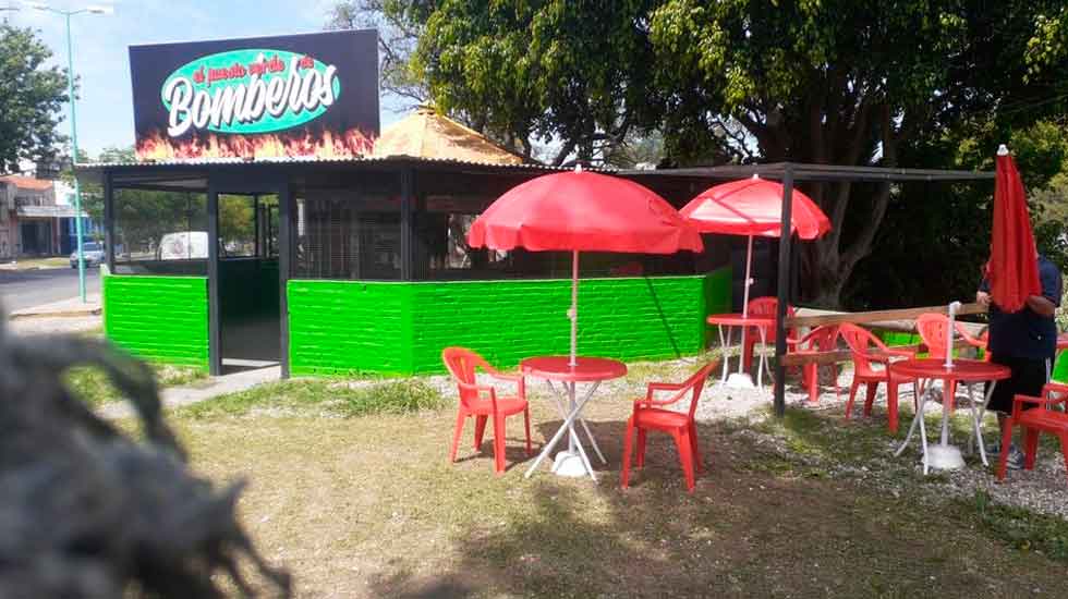 Bomberos Voluntarios de Berisso inauguraron un puesto de comida