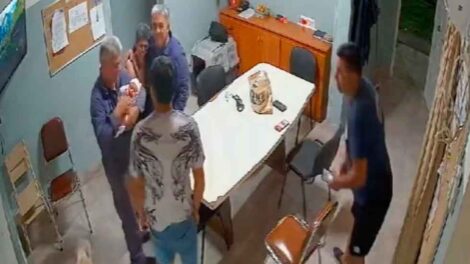 Bomberos Voluntarios de Centenario salvaron a un bebé de 3 días