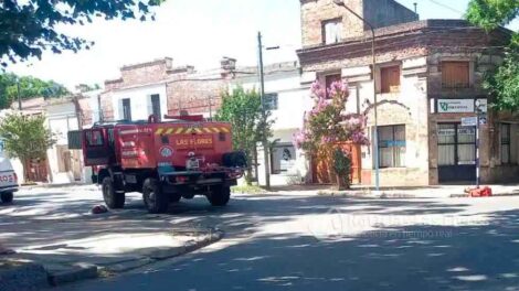Fallece joven tras colisión de motocicleta con autobomba