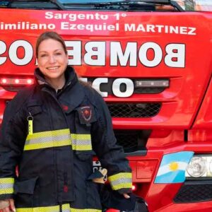 Es bombera hace 25 años y fue una de las primeras en ser jefa