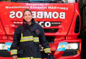 Es bombera hace 25 años y fue una de las primeras en ser jefa