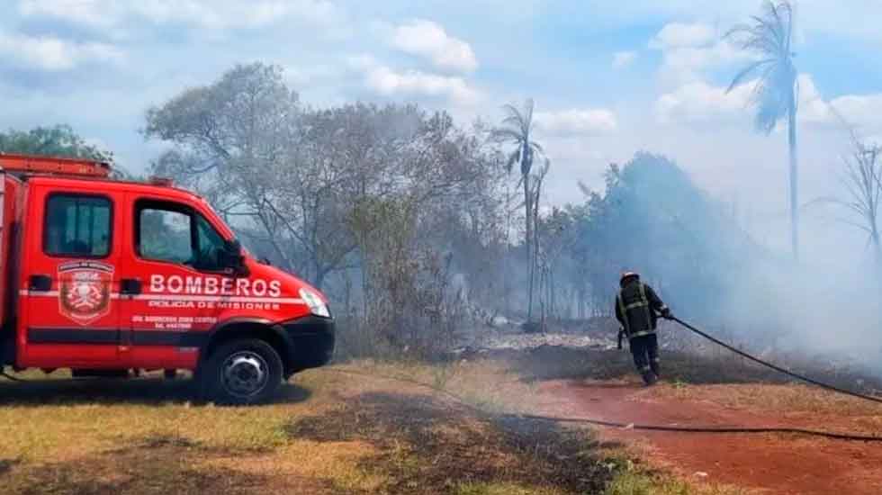 Bomberos de la Policía de Misiones fortalecen sus guardias