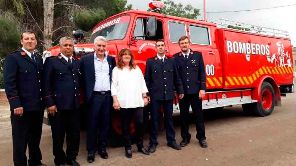 Los bomberos de Pradere incorporaron una nueva autobomba