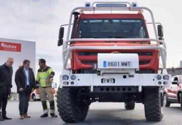 Los bomberos incorporan sus dos primeros vehículos 100% eléctricos