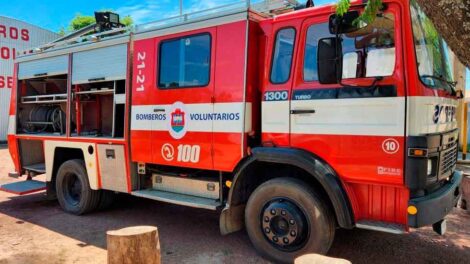 Bomberos Voluntarios de la Sebastián Elcano con nueva unidad