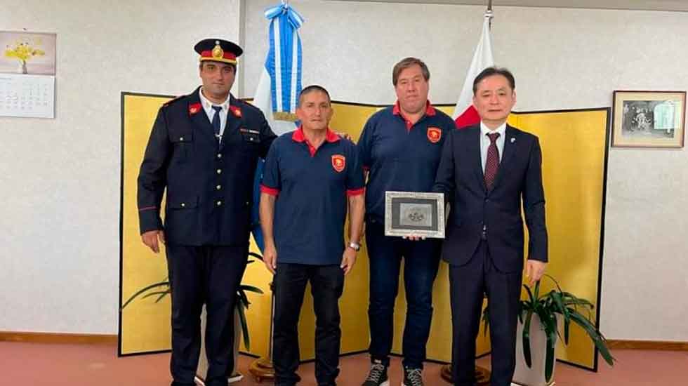 Japón donó una Autobomba a Bomberos Voluntarios de Berazategui