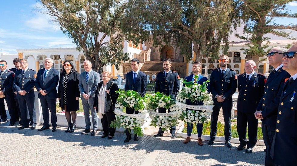 Homenaje a los bomberos que cayeron en acto de servicio en 1944