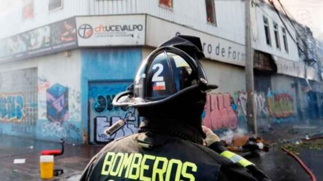 Bombero acudió a incendio sin que lo autorizaran y fue sancionado