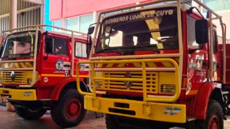 Bomberos de Luján se capacitaron y recibieron nuevas unidades