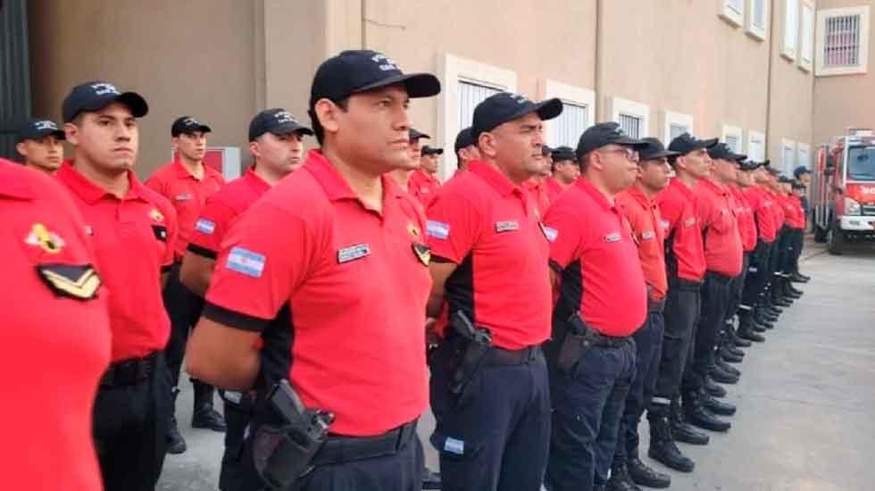 Celebraron los 100 años de Bomberos con entrega de nuevos móviles