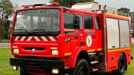 Bomberos de Pellegrini sumó un nuevo autobomba