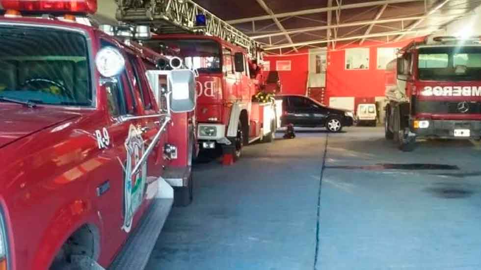 Bomberos de Villa Carlos Paz sumaron un nuevo camión para el cuartel