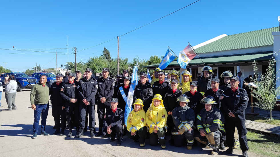Quedó inaugurado el Cuartel de Bomberos de Garabato