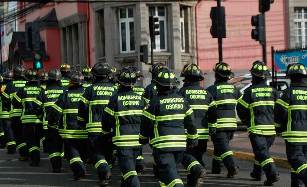 Cuerpo de Bomberos de Osorno adquiere 400 uniformes