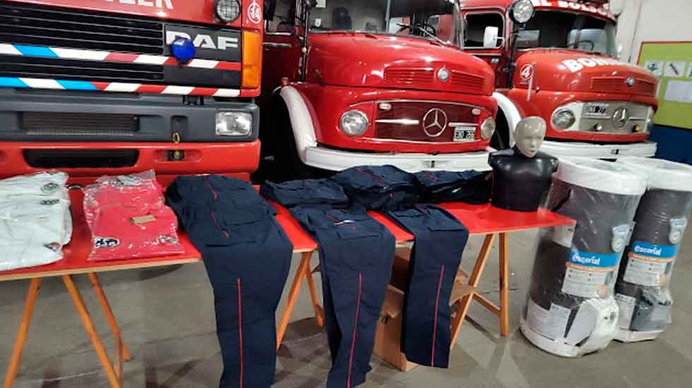 Bomberos Voluntarios de El Bolsón recibió equipamiento nuevo