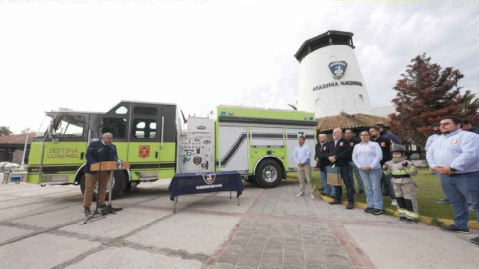 Séptima Compañía de Bomberos recibe moderno carro