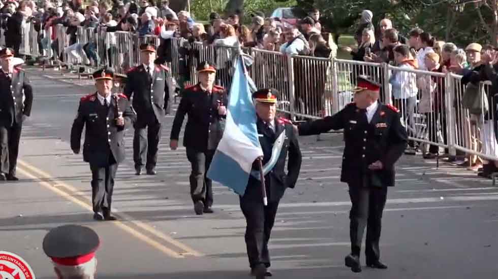 Desfile por los 100 años de los Bomberos Voluntarios de Berisso