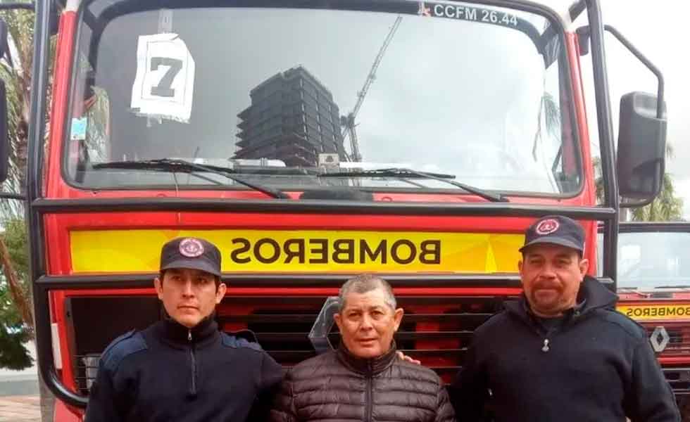Bomberos del Pueblo Libertador recibió una autobomba