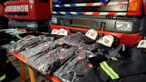 Los Bomberos Voluntarios de El Bolsón recibieron indumentaria