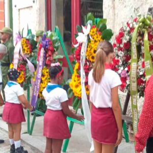 Cuba recuerda a los bomberos caídos en el incendio de la Ferretería Isasi