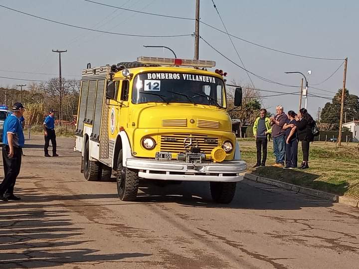 En un día histórico se oficializó el Cuerpo Activo de Bomberos de Villanueva
