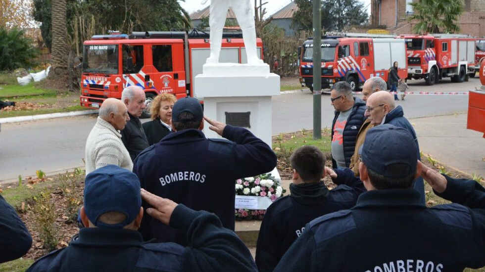 Los Bomberos Voluntarios de 25 de Mayo celebran su Día