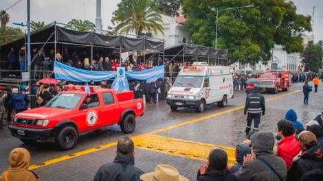 Bomberos voluntarios San Martin presentaron su nueva unidad