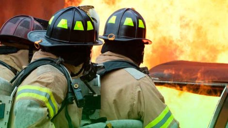 Entregan recursos a bomberos de Río Negro y Riachuelo