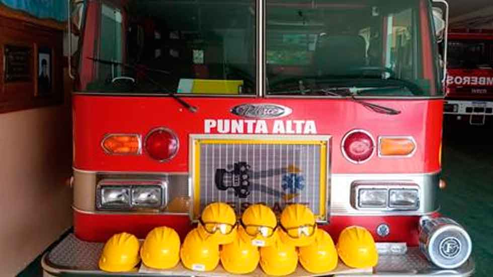 Nuevos cascos para Bomberos Voluntarios de Punta Alta