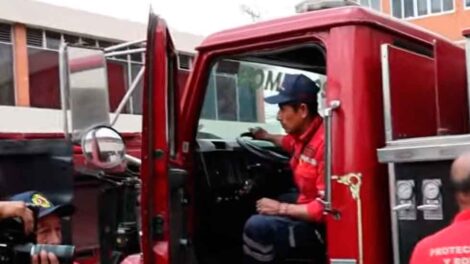 (VIDEO) Bomberos de Toluca restauran vehículos para combatir los incendios