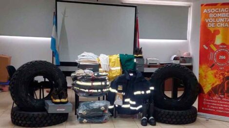 Bomberos de Chajarí adquirió equipamiento para el cuerpo activo
