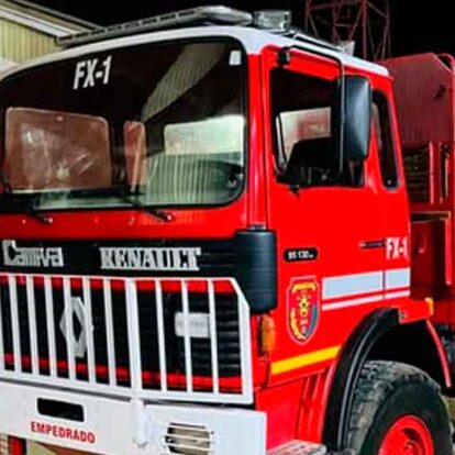 Bomberos de Empedrado realizo la presentación oficial de carro bomba