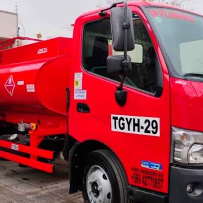 Consejo RM dispone primer carro de combustible para los Cuerpos de Bomberos