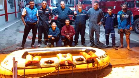 Donaron un bote inflable a los Bomberos de Matheu