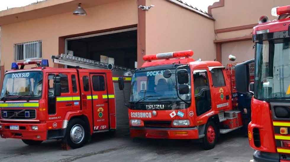 Bomberos de Dock Sud celebran 40 años de compromiso con la comunidad