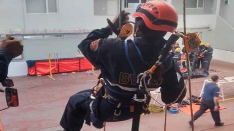 Bomberos de Madryn se especializarón en rescate técnico con cuerdas
