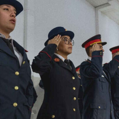 Rawson homenajeó a sus bomberos voluntarios en un emotivo acto