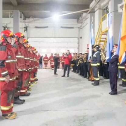 La Municipalidad de Ushuaia acompañó a los Bomberos Voluntarios en su día