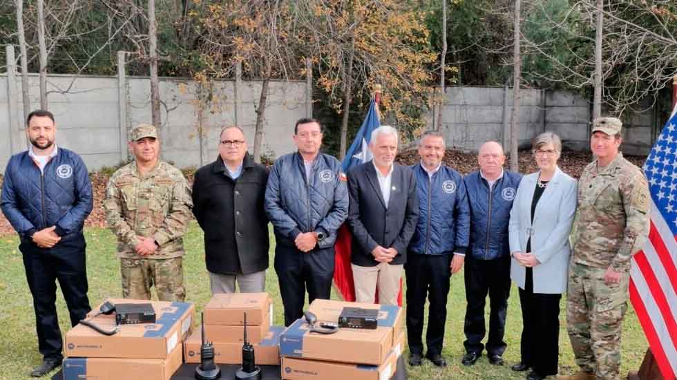 Bomberos recibe importante donación de la Embajada de Estados Unidos