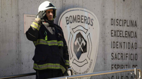 Homenaje de la Ciudad a los bomberos caídos en el cumplimiento del deber