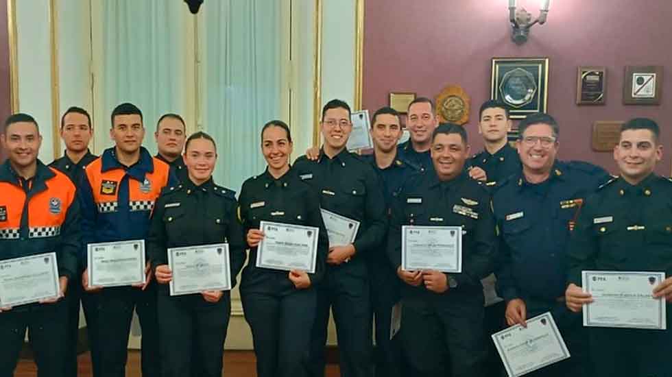 Bomberos de General Rodríguez realizaron el curso de Rescate en Espacios Confinados