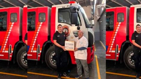 Entrega de botiquines de emergencia a bomberos voluntarios